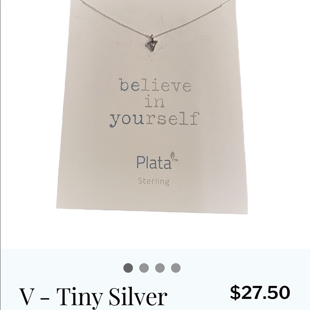 W- TINY SILVER INITAL NECKLACE- Plata